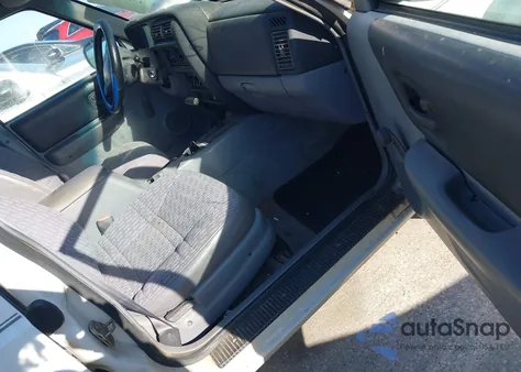 1997 Jeep Cherokee Sport из США, поврежденный, VIN 1J4FT68S0VL563012